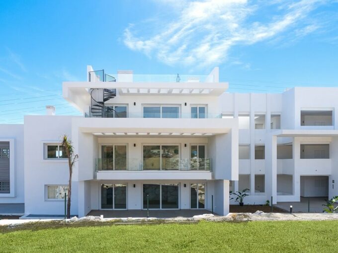Alcazaba Lagoon - Apartment for sale in Casares Costa