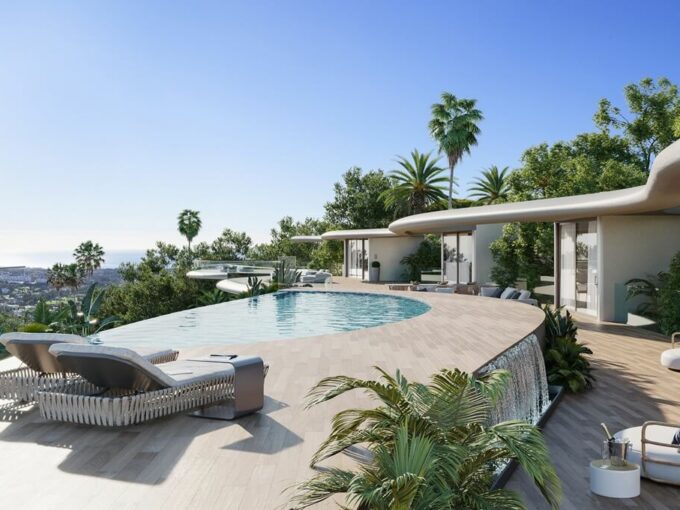 Terrace with infinity pool and sea views at The Sky Marbella, Benahavís